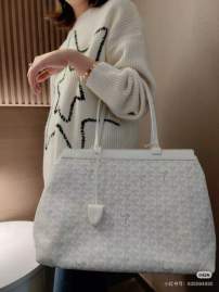 Picture of Goyard Handbags _SKUfw225670775fw